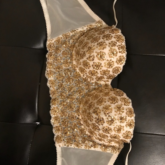 bebe Tops - Crop top #croptop